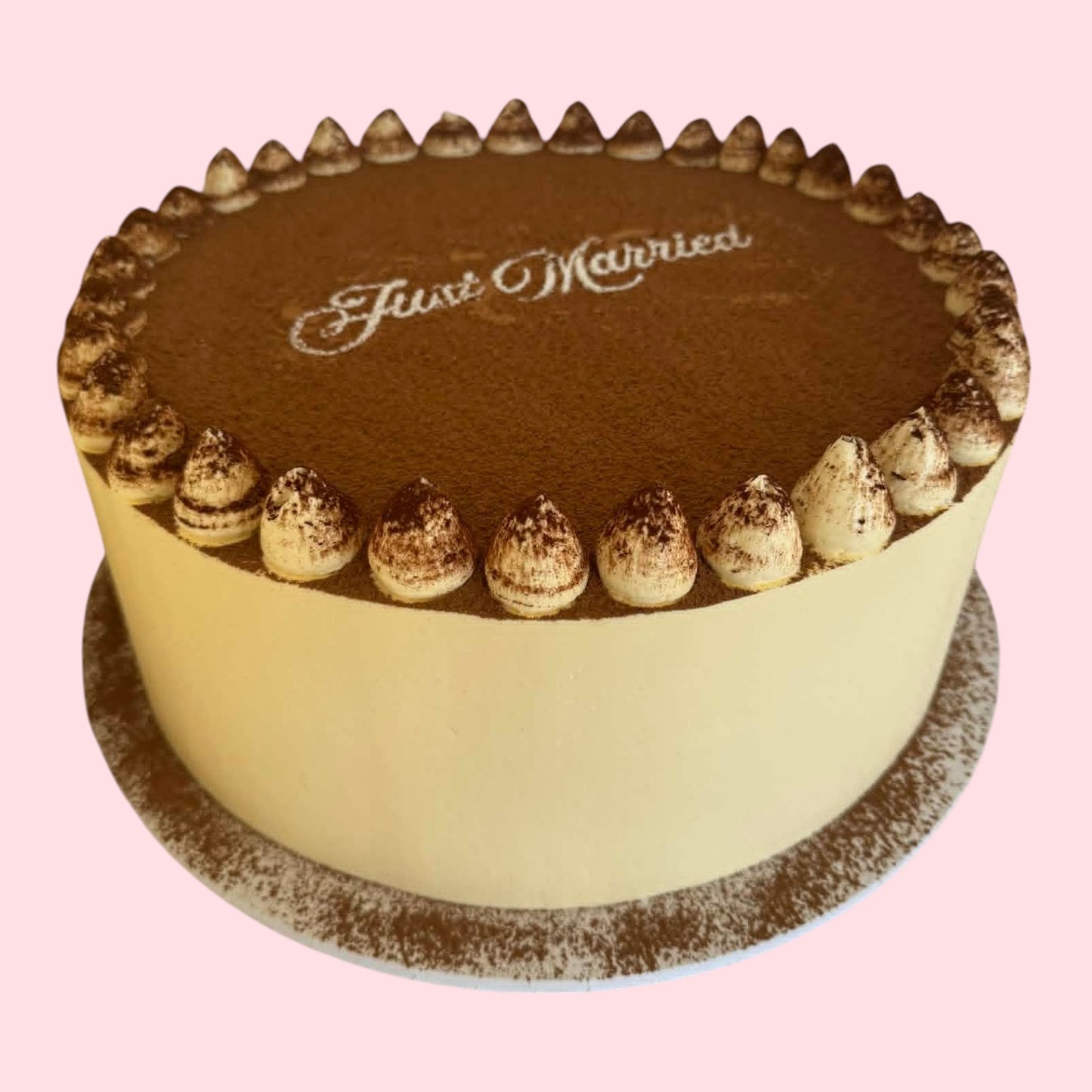 Tiramisu cake